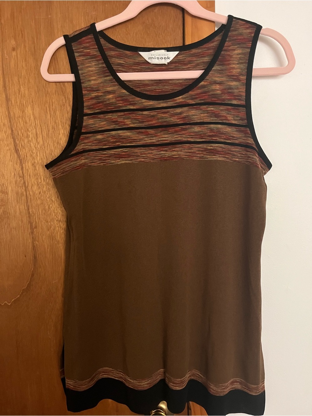 Exclusively Misook Brown and Multicolor Sleeveless Knit Top